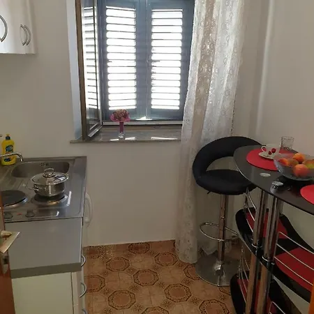 Ana&denis Guest house